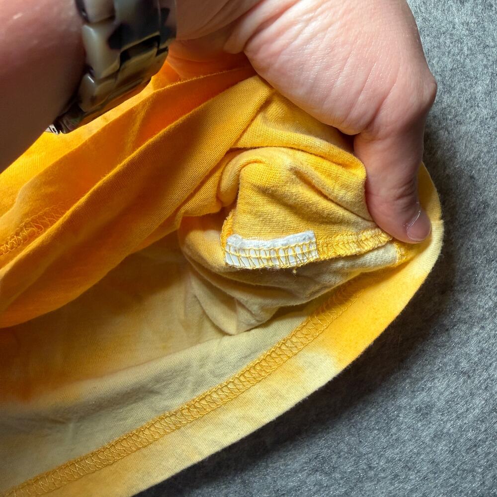 Disney Unisex 1X T-Shirt Plus Size Graphic Tie-Dye Yellow - Picture 3 of 6